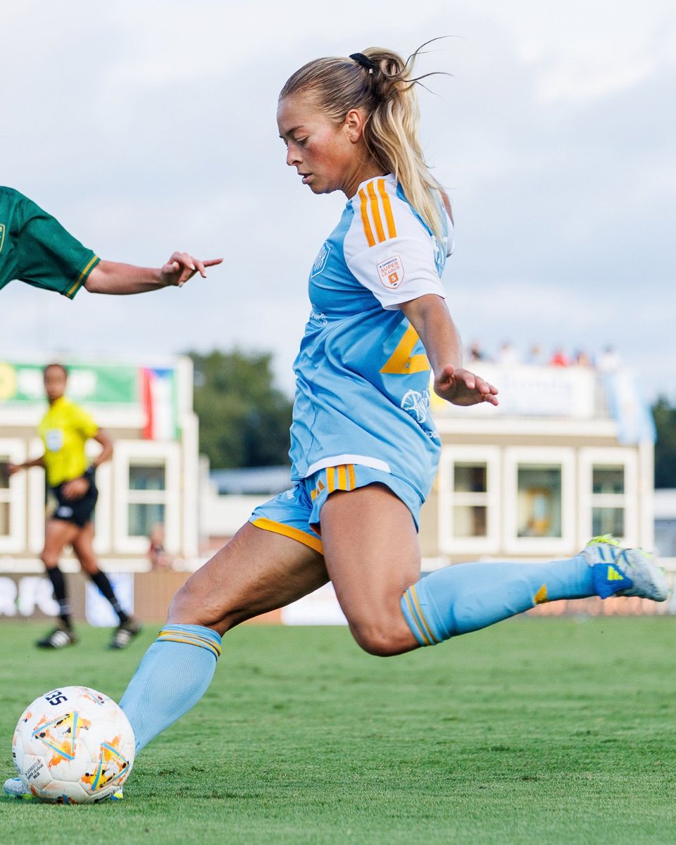 sporting_jax's tweet photo. IT’S THE 1ST OF THE MONTH WITH A BIRTHDAY CELLY 🥳

Join us in wishing Grace Phillpotts a special birthday 🩵

#ProSoccerProJAX https://t.co/6LOaWo68Zd