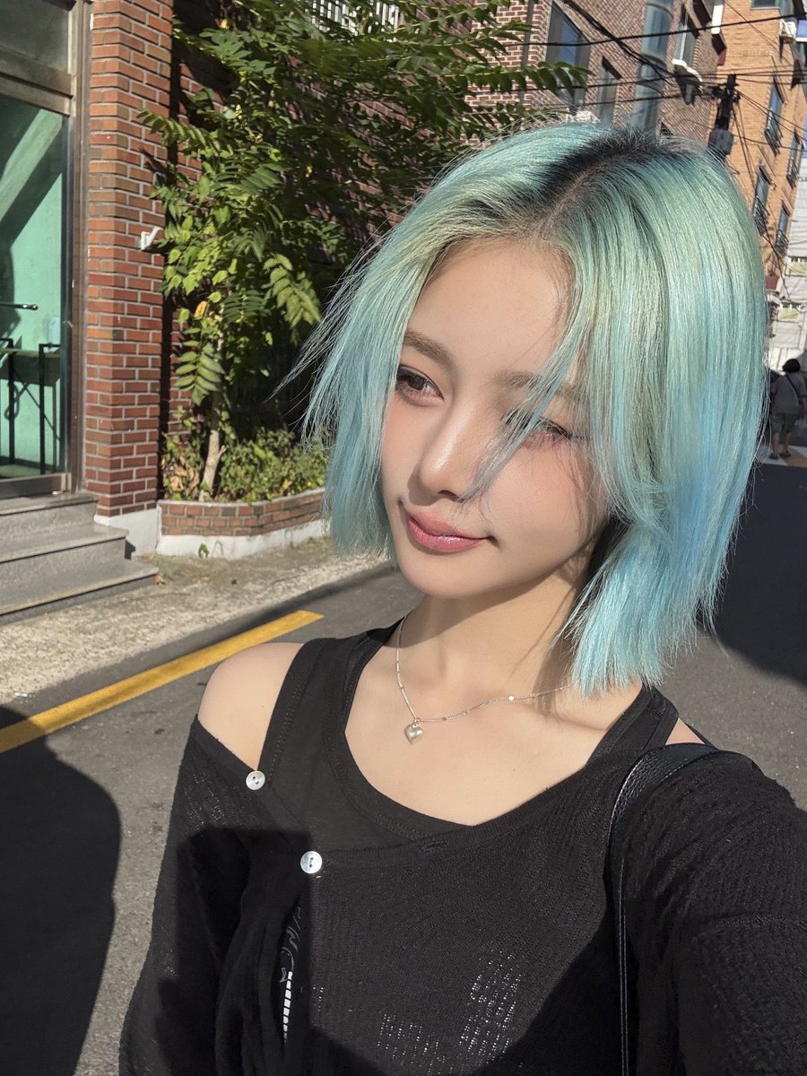 queentaerim's tweet photo. 아코 너무이쁨 ㅈㅇㅇㅅ 뇨타같아 https://t.co/5pFJlco4ns