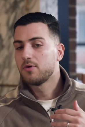 UtdTony1's tweet photo. 🚨🇵🇹 Diogo Dalot DESTROYS Portuguese journalists over Cristiano Ronaldo!

“You got exactly what you wanted. Cristiano is gone, and you should be celebrating instead of asking me about him every five minutes.

For years, you treated him differently from everyone else. You searched for every little thing you could use against him — arrogant, selfish, difficult, whatever story would get attention. You questioned his character more than you ever respected his achievements.

Now he has left the camp, so why are you still obsessed with him? You wanted him out, didn’t you? Then enjoy it.

Don’t suddenly pretend you care about Cristiano Ronaldo now. If you spent years trying to push a legend away, at least have the courage to admit you got what you wanted.” 🔥🇵🇹