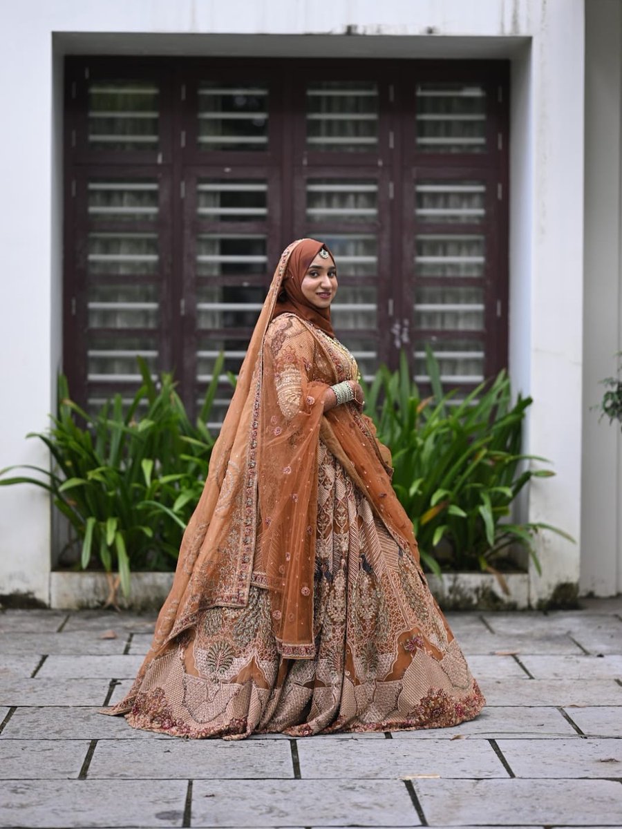 ShainaMiche1's tweet photo. Dr. Anaha Ali 
A glow that speaks louder than words—bridal beauty at its finest. https://t.co/1UEU3zOCVB
