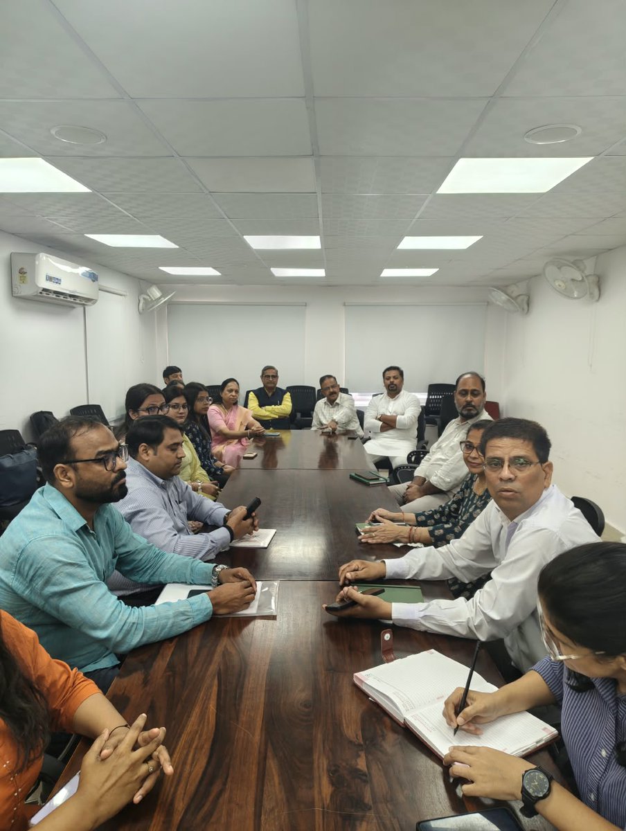 DCPCR's tweet photo. On 30 September 2026, Hon’ble Chairperson, DCPCR,
@opvyas11 , along with Hon’ble Members Swati Gupta and @KundanKanskar, visited Prayas Juvenile Aid Centre, Tughlakabad. The Commission interacted with Mr. Amod K. Kanth, Founder &amp; Mentor, Prayas JAC and former Chairperson, DCPCR https://t.co/5IcU8FiD0s