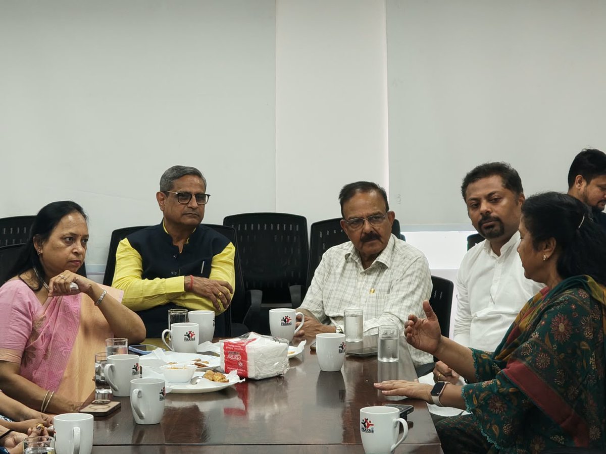 DCPCR's tweet photo. On 30 September 2026, Hon’ble Chairperson, DCPCR,
@opvyas11 , along with Hon’ble Members Swati Gupta and @KundanKanskar, visited Prayas Juvenile Aid Centre, Tughlakabad. The Commission interacted with Mr. Amod K. Kanth, Founder &amp; Mentor, Prayas JAC and former Chairperson, DCPCR https://t.co/5IcU8FiD0s
