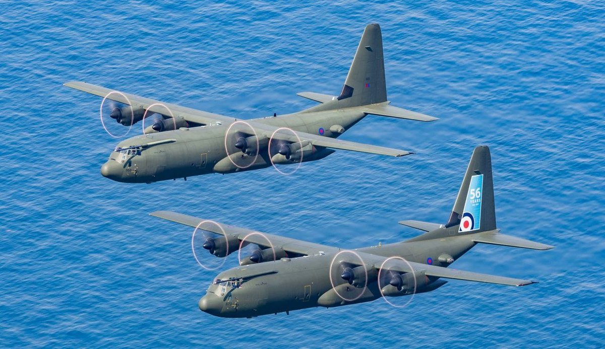 Taha_Sivas_5858's tweet photo. 🇹🇷 Türkiye, İngiltere’den 12 adet C-130J nakliye uçağı tedariki için anlaşma imzaladı.

İlk 2 uçağın bakım işlemlerinin ardından aralık ayında Türkiye’ye gelmesi, kalan uçakların ise kademeli olarak teslim edilmesi bekleniyor... https://t.co/aa34w5z7e9