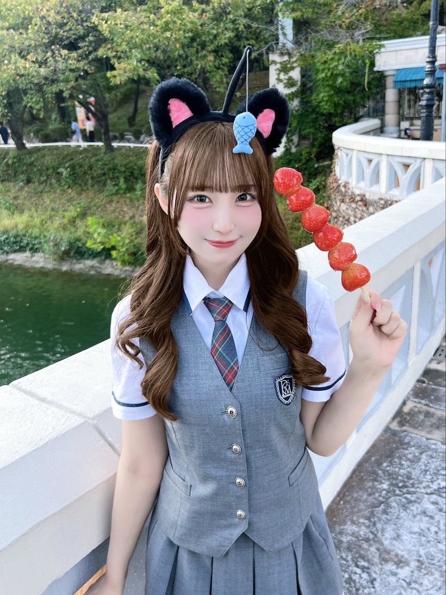 Rootmimi__marin's tweet photo. ロッテワールド行ってきたよ🇰🇷👩🏻‍🎓🤍 https://t.co/1Gp0RmcHnU