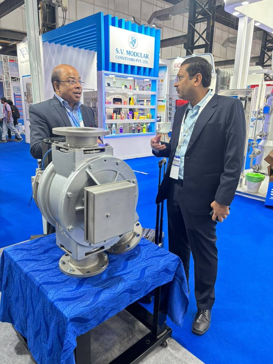 RotolokGroup's tweet photo. What a show! 💫

The Rotolok India team have had a brilliant time at @IndiaFoodTec connecting with people across the sector and showcasing what our #Spice and #BulkMaterialHandling solutions can do.

A huge thank you to everyone who stopped by our stand. It’s been a pleasure! https://t.co/QQ2cViEAse