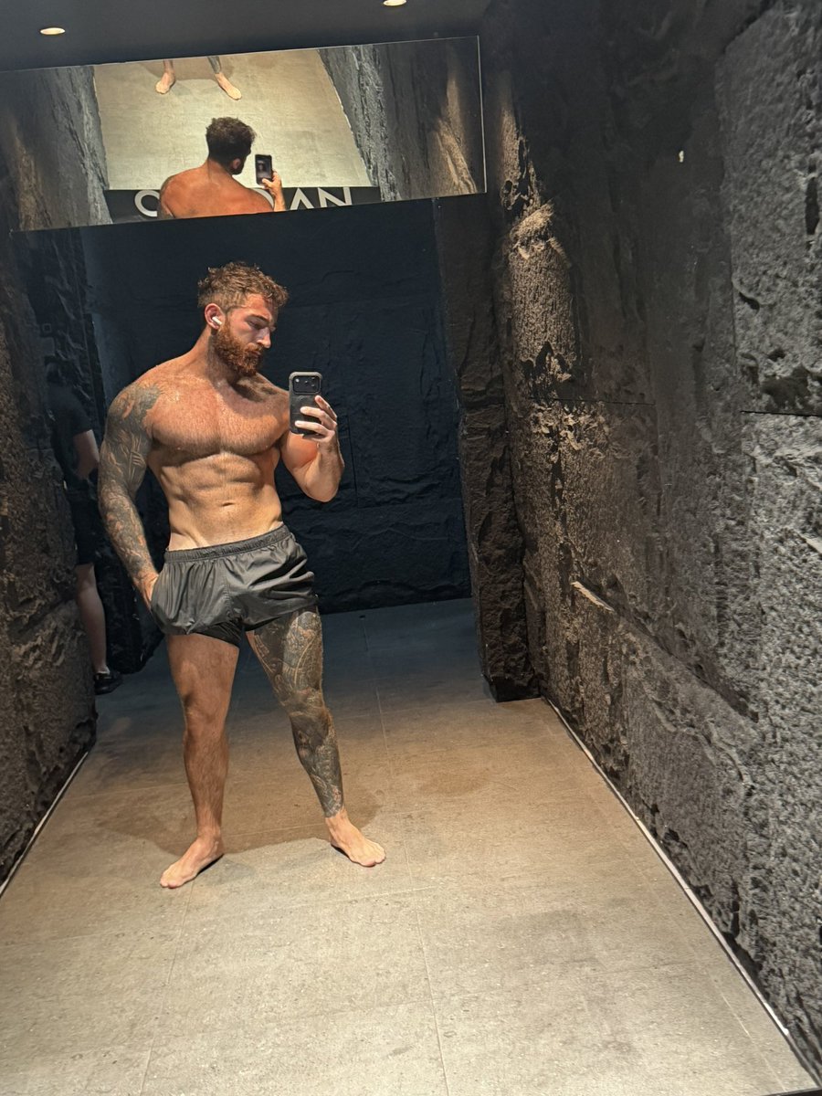 BradDavidPT's tweet photo. Post sauna 😉 https://t.co/YXmh5lOnDG