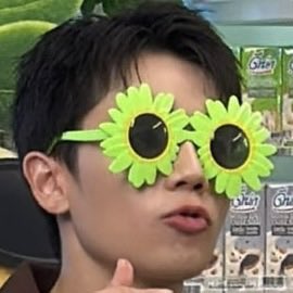 gybeforevegie's tweet photo. น้องเชี่ยนมาไลฟ์ด้วยหรอลูก https://t.co/EOfLQEGCyn