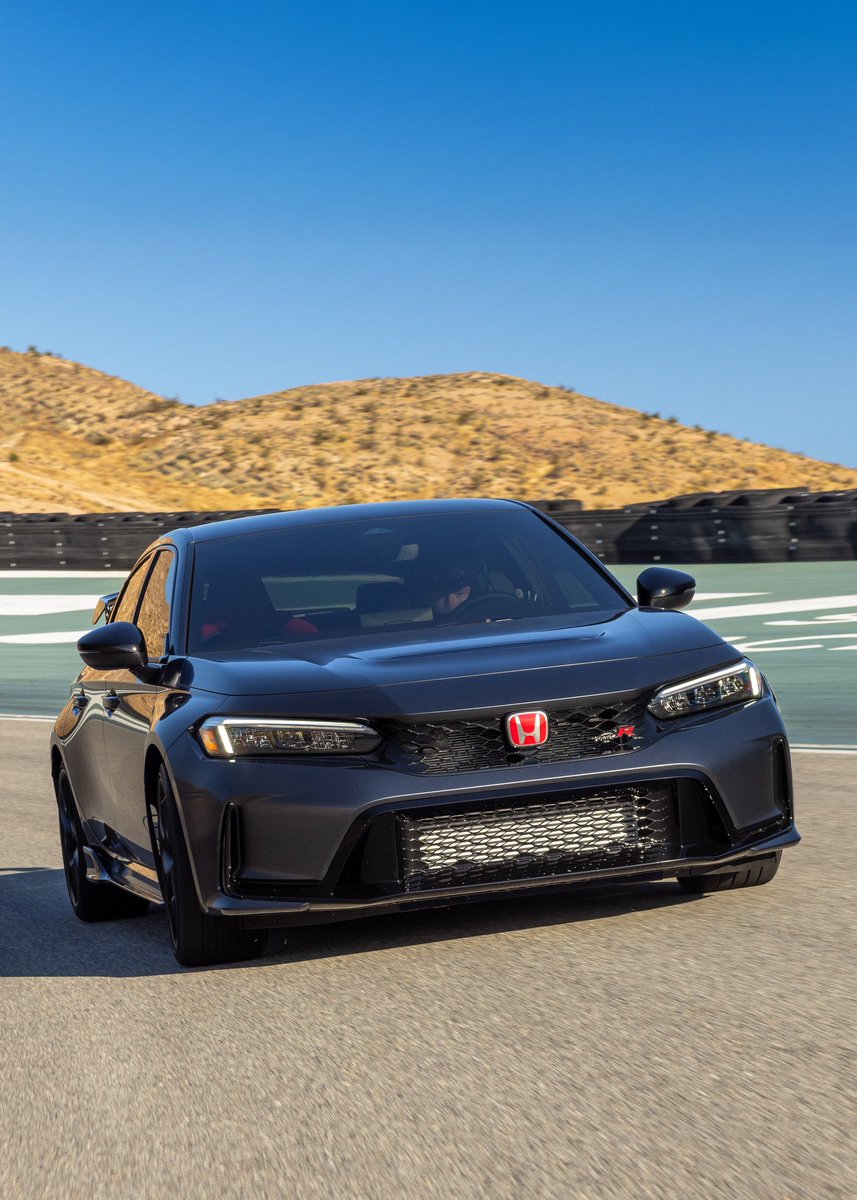 Honda's tweet photo. The legend gets sharper. Meet the refreshed 2027 Civic Type R, now with more aggressive styling, enhanced cooling, and even more tech behind every drive.
Learn more: https://t.co/LOcXMRiHHb https://t.co/TP0mIiDziO
