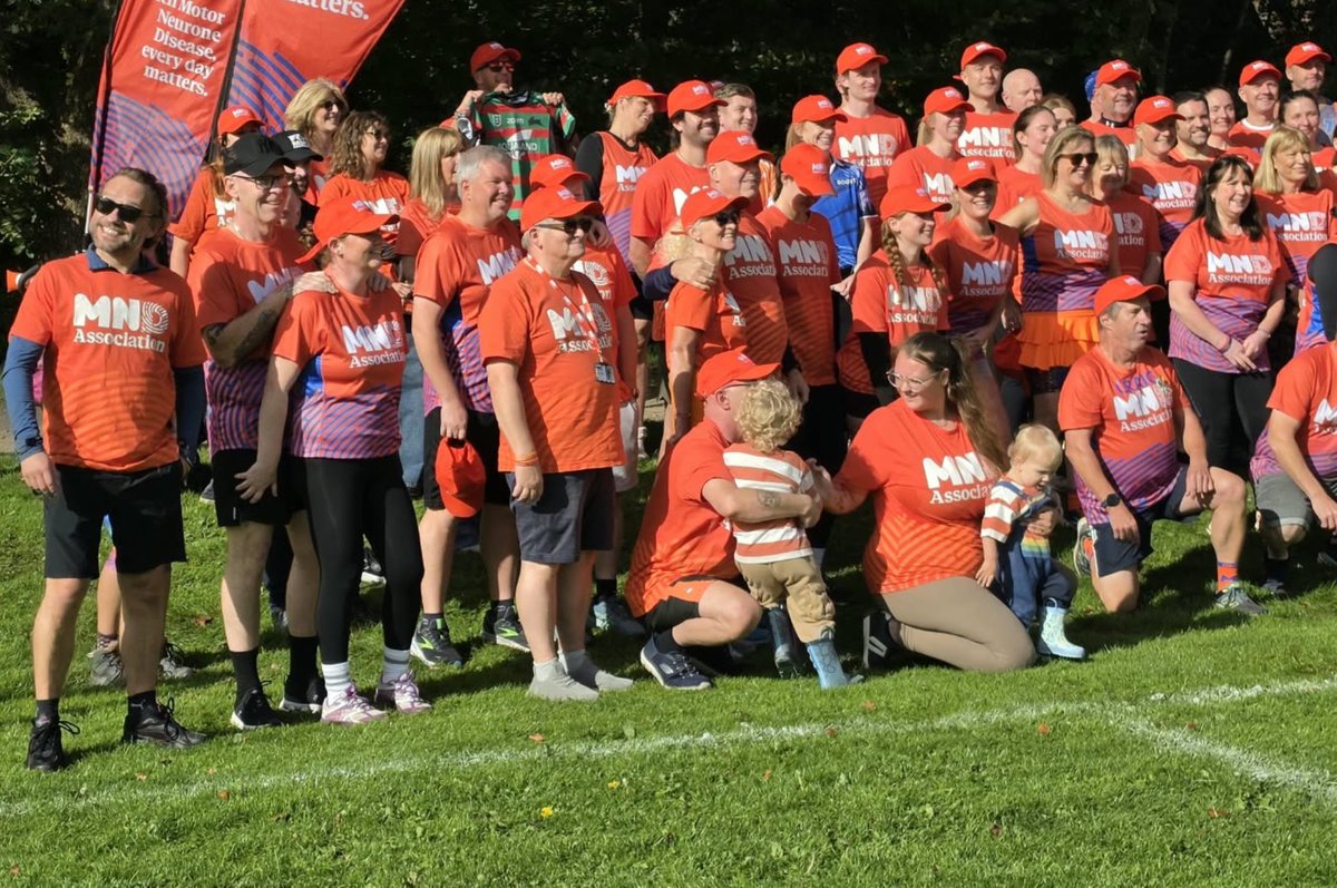PeterAsh_85's tweet photo. Joining in on the Extra Mile today in Uppermill! The incredibke Kev Sinfield doing his 7in7 once again for Motor Neurone Disease. What a guy! @mndassoc https://t.co/jUPcx9Ls4Y