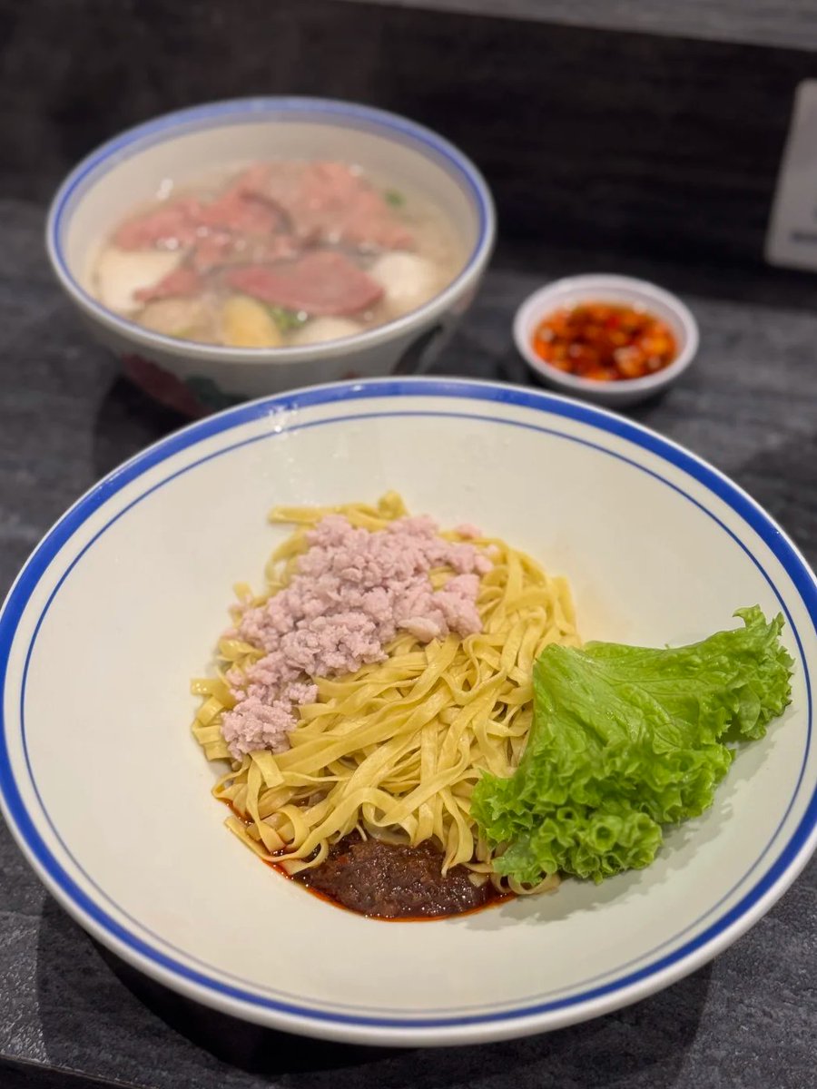 VeraCryptoL's tweet photo. A bowl of noodles at night heals everyone who works hard. https://t.co/TXlH1ZBbtv
