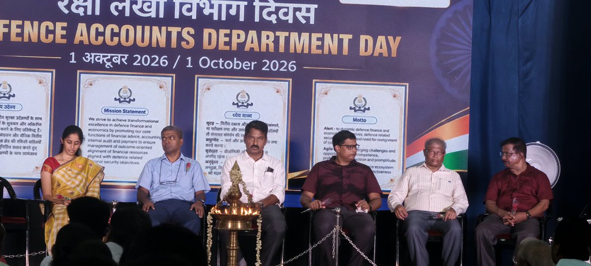 DefencePROkochi's tweet photo. Defence Accounts Department Day 2026 was celebrated at #SouthernNavalCommand #Kochi on 01 Oct 26.
The event was inaugurated by Shri T. Kabilan, IDAS, IFA, #SNC #CoastGuard #DRDO & #MES, in the presence of senior IDAS officers.
The occasion honoured officials completing 30 years of service, meritorious children of employees & Defence Accounts pensioners aged 80 years and above. The celebrations also featured vibrant cultural programmes, with around 300 personnel participating.
#DADDay2026