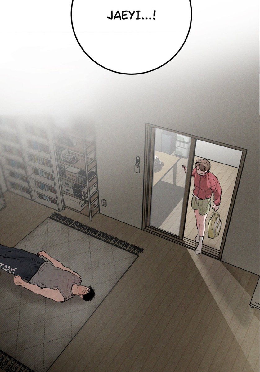 liuweikunn's tweet photo. The parallels of young and older Jaeyi laying down on the floor while waiting, then for his family and now for Ideum 🥹

#nicetoseeyou https://t.co/8CDERUZ1Cu
