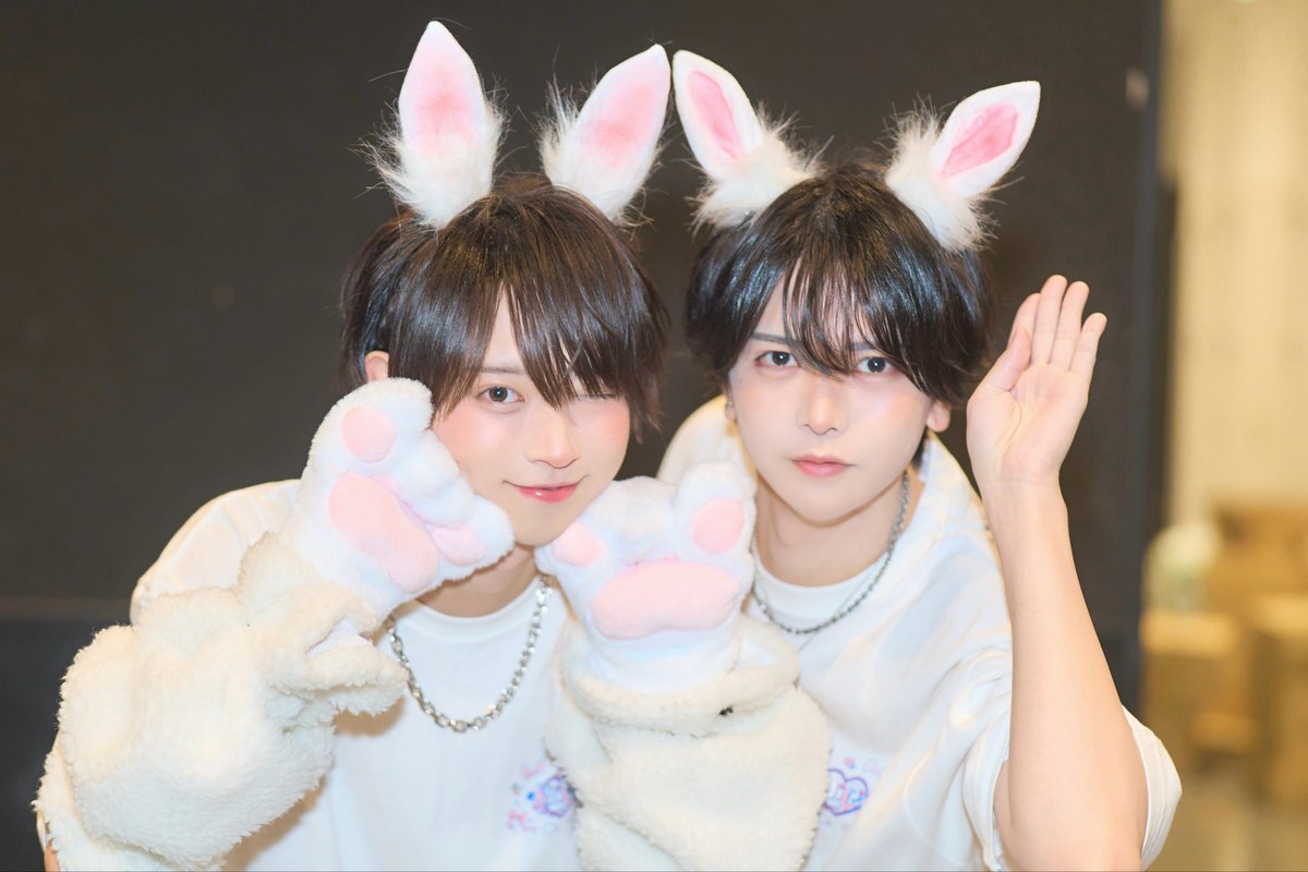 etsuya_lvsk's tweet photo. たーぴょんとたーぴょん🤍🩷🧡 https://t.co/YVub5pRWak
