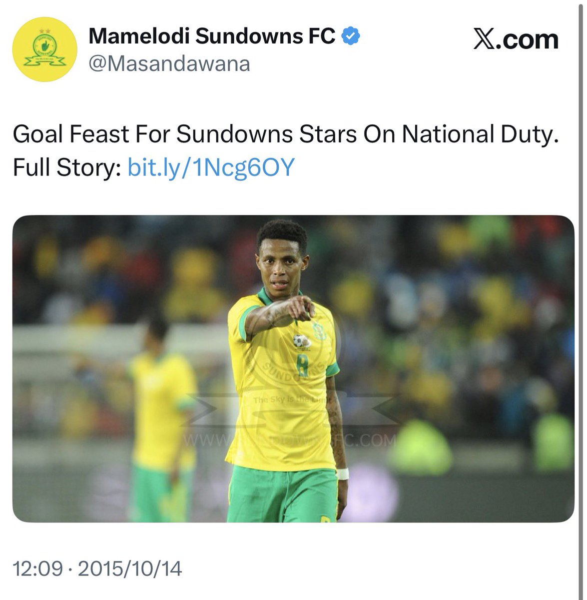 MissPalulu's tweet photo. We will continue to defend our club, Orlando Pirates and its players with distinction! 

Angeke nisitshele lutho 🫠🫠🫠🫠🫠 https://t.co/KF2uwRKfCh