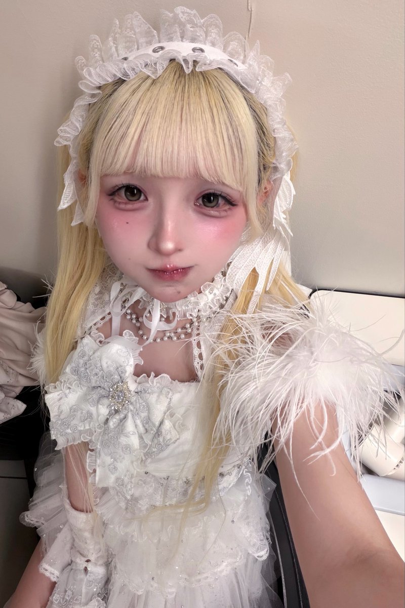 6ten_28's tweet photo. 絶対的だーりん？>⁠.⁠< https://t.co/M7JYpvm7Pw