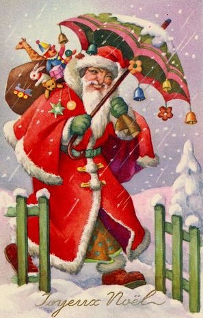weird_christmas's tweet photo. Gawd, the FRENCH. https://t.co/J47nCbjZEu