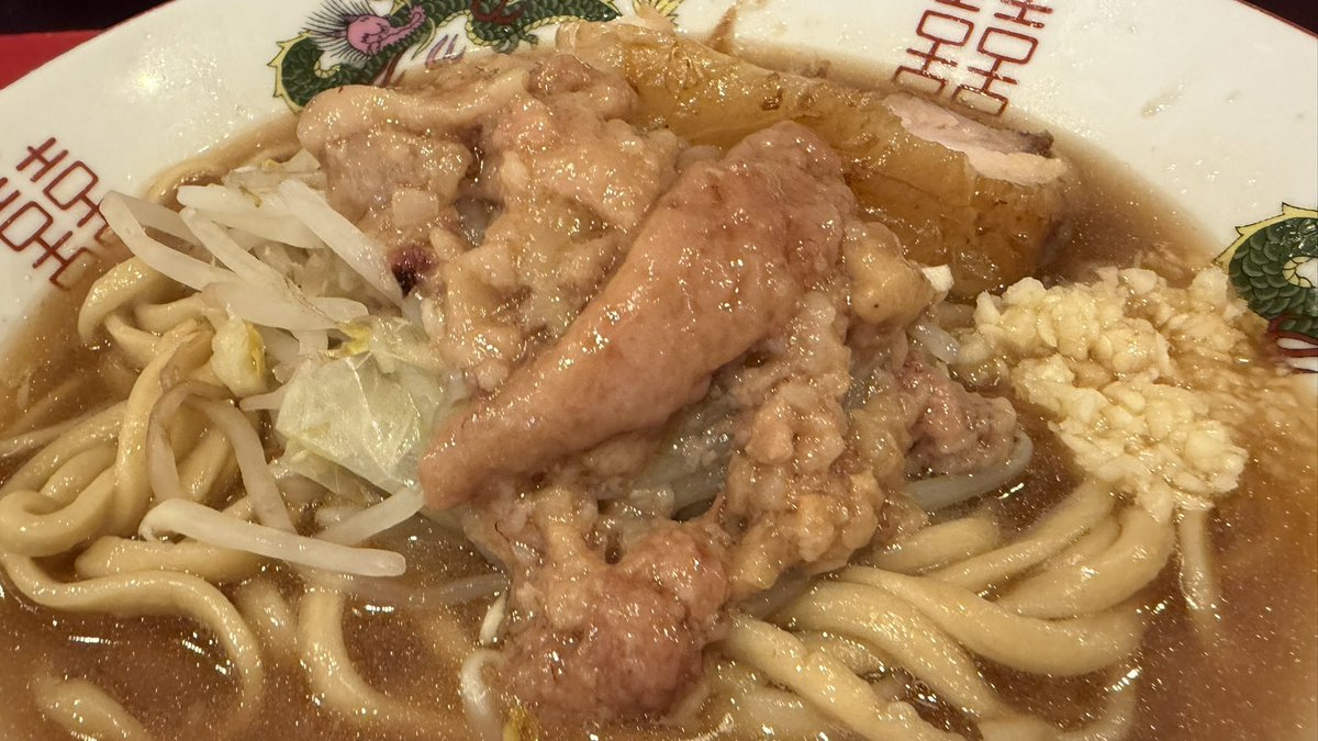 raaaane_'s tweet photo. 食べ終わった直後は年一でいいわこれ………………と思うのに、一週間ほど経つとまた食べたくなってくるでお馴染みのアレを食べたよ…………………… https://t.co/MQfJa71HFZ