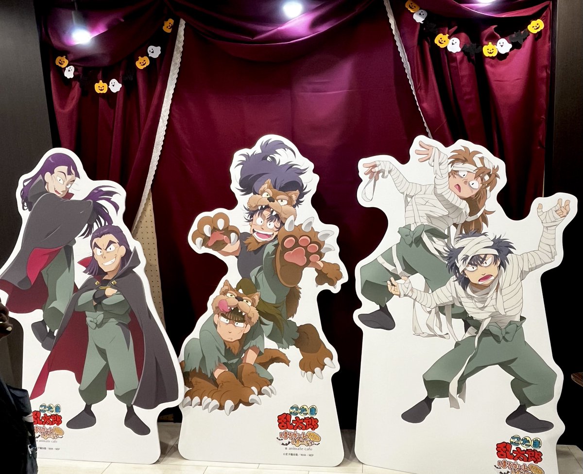 MiGiiiiii's tweet photo. アニカフェの忍たまハロウィン行けてよかった〜〜帰りに世界堂も寄れてよかっった〜〜 https://t.co/CkC2ku6Rtl
