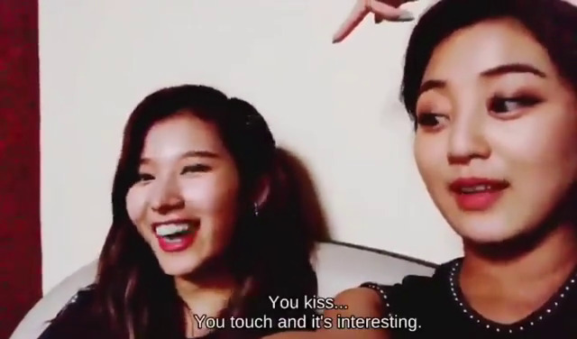 SSaidachaeng's tweet photo. Considering how wild Sana gets when she drinks! 😘🍸👩‍❤️‍💋‍👩🤪 it makes perfect sense for her not wanting to be around the other members, excluding Dahyun.

The times that Twice did drink together, Jihyo was an eye witness....👀 https://t.co/IIdHf0xlLC
