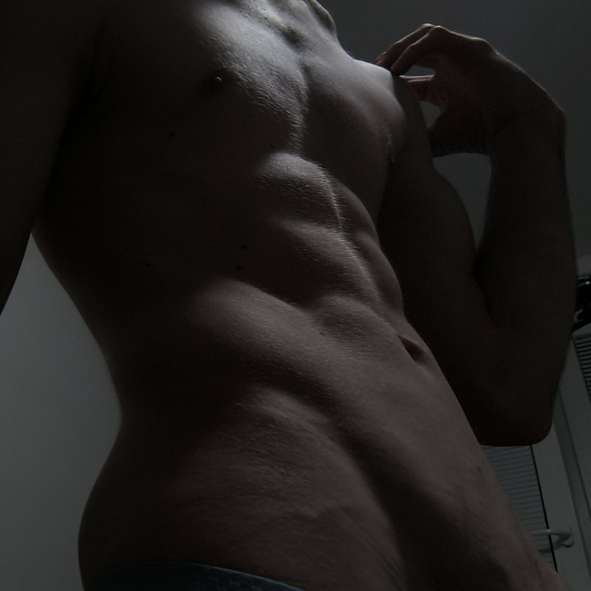 hitamory's tweet photo. Давно я не участвовал в #нюдсочертверг #ThirstTrapThursday https://t.co/vF15JbS1ir