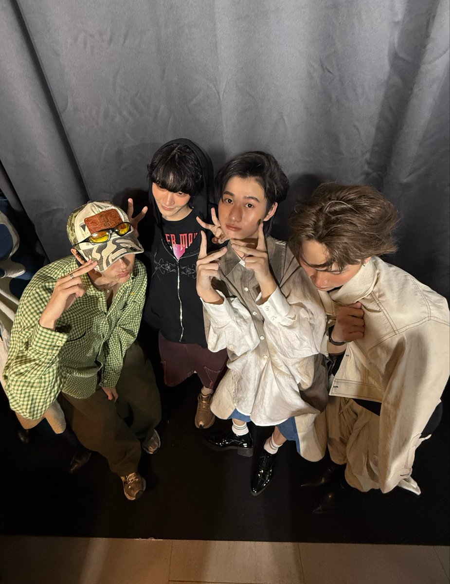 SOHartist's tweet photo. วันนี้ต้องขอขอบคุณทางงาน และแฟนคลับที่มาให้กำลังใจน้องบริเวณรอบงาน ไว้เจอกันใหม่นะคะทุกคน ❤️

AT SIAM CENTER BIFW26
#SiamCenterBIFW2026 https://t.co/yq2D56E6vb
