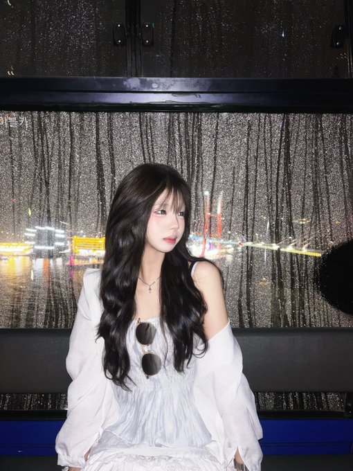 Pir8Girl3's tweet photo. 저랑 친해지실분 있나여…
#부산 https://t.co/h7va1KsVxO