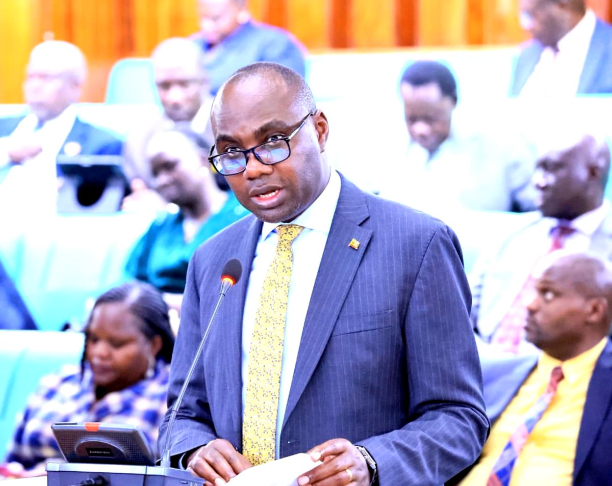 mofpedU's tweet photo. PARLIAMENT APPROVES CHARTER FOR FISCAL RESPONSIBILITY

Parliament has approved the Charter for Fiscal Responsibility and the Economic & Fiscal Update for FY2026/27– FY2030/31, setting out the fiscal policy framework to guide Government over the next five years.

The Charter was approved during Wednesday’s plenary sitting, chaired by Rt. Hon. Speaker Jacob Markson Oboth.

The motion was moved by the Finance Minister, @henrymusasizi1 while the report on the Charter was presented by the Chairperson of the Parliamentary Committee on the Budget, Hon. Amos Kakunda, MP for Rwampara County.

Moving the motion, Musasizi said the Charter is “Government’s fiscal policy strategy over the next 5 years,” aimed at maintaining macroeconomic stability while creating fiscal space for strategic public investment and private-sector-led growth.

He said the strategy prioritises accelerated economic growth through high-impact sectors, revenue-led fiscal consolidation, reduced dependence on commercial borrowing, efficient and effective public expenditure, and sustainable management and utilisation of petroleum revenues.

“The Charter establishes legally binding fiscal anchors to ensure fiscal discipline, accelerate domestic revenue mobilization, reduce expensive non-concessional borrowing, and maintain debt sustainability,” Musasizi said.

The framework will guide implementation of the Fourth National Development Plan and the Ten-Fold Growth Strategy, which targets scaling Uganda’s economy to US$500 billion by 2040.

Under the Charter, public debt is projected at 54.7% of non-oil GDP in FY2026/27, peaking at 55.1% in FY2027/28 before declining to 50% by FY2030/31. 

Commercial borrowing as a share of domestic non-oil revenue is projected to fall from 33.7% to 19.3%, while the fiscal deficit excluding petroleum revenues is expected to narrow from 6.6% to 1.5% of non-oil GDP over the period.

The Charter also limits the transfer of petroleum revenue to the Consolidated Fund to a maximum equivalent of 0.8% of the preceding year’s estimated non-oil GDP outturn, with the balance going to the Petroleum Revenue Investment Reserve.

Presenting the committee report, Kakunda said the Charter was examined alongside the Economic and Fiscal Update and other submissions from key stakeholders.

The committee proposed additional fiscal safeguards, including a rule that nominal publicly guaranteed debt should remain below 5% of non-oil GDP throughout the Charter period.

On revenue mobilisation, the committee proposed that domestic non-oil revenue as a share of non-oil GDP increase by at least 0.5 percentage points annually and reach at least 16.4% by FY2030/31.

The committee further recommended adherence to the Commitment Control System and sanctions against Accounting Officers who repeatedly commit Government expenditure without adequate resources.

In its conclusion, the committee said: “fiscal consolidation must not be pursued at the expense of the social and productive foundations of growth.” It further emphasised that fiscal rules require effective enforcement and monitoring.
📸 @Parliament_Ug
