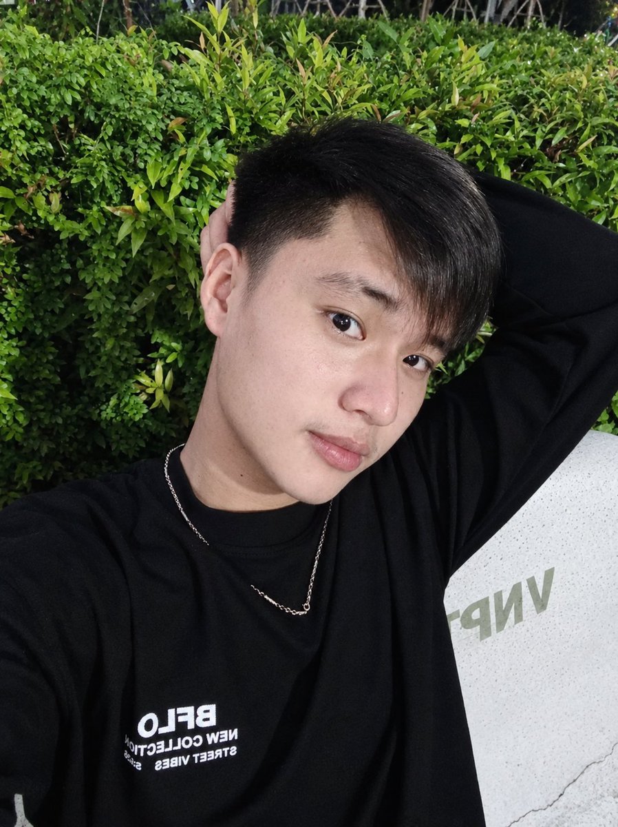 nhthuy453597920's tweet photo. “Mặt hiền, tâm hồn lầy. 🤭💕” https://t.co/cUvZOboGM8