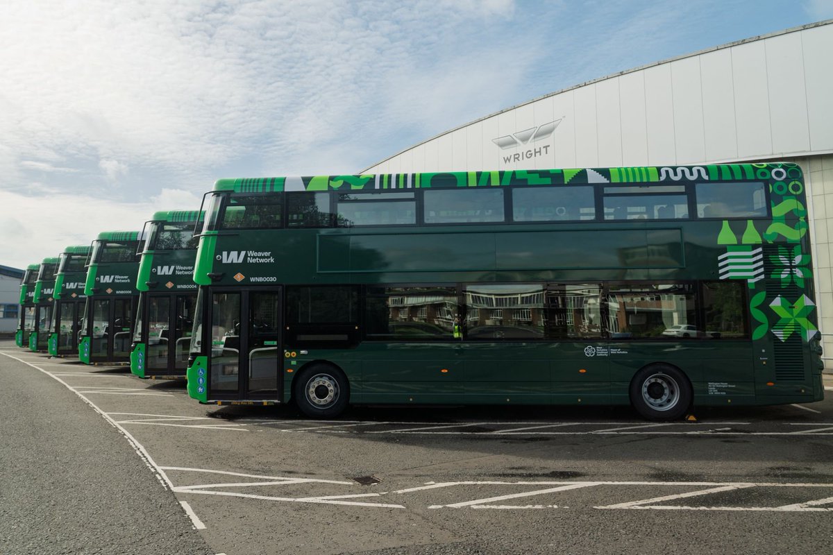 CLondoner92's tweet photo. Mayor Tracy Brabin has visited Wrightbus to see new Weaver Network electric buses being built for West Yorkshire. Almost 200 buses will enter service from spring 2027 as part of the region’s move to franchised bus services, bringing services under public control.

Read more ⤵️ https://t.co/ywLESXxCyq