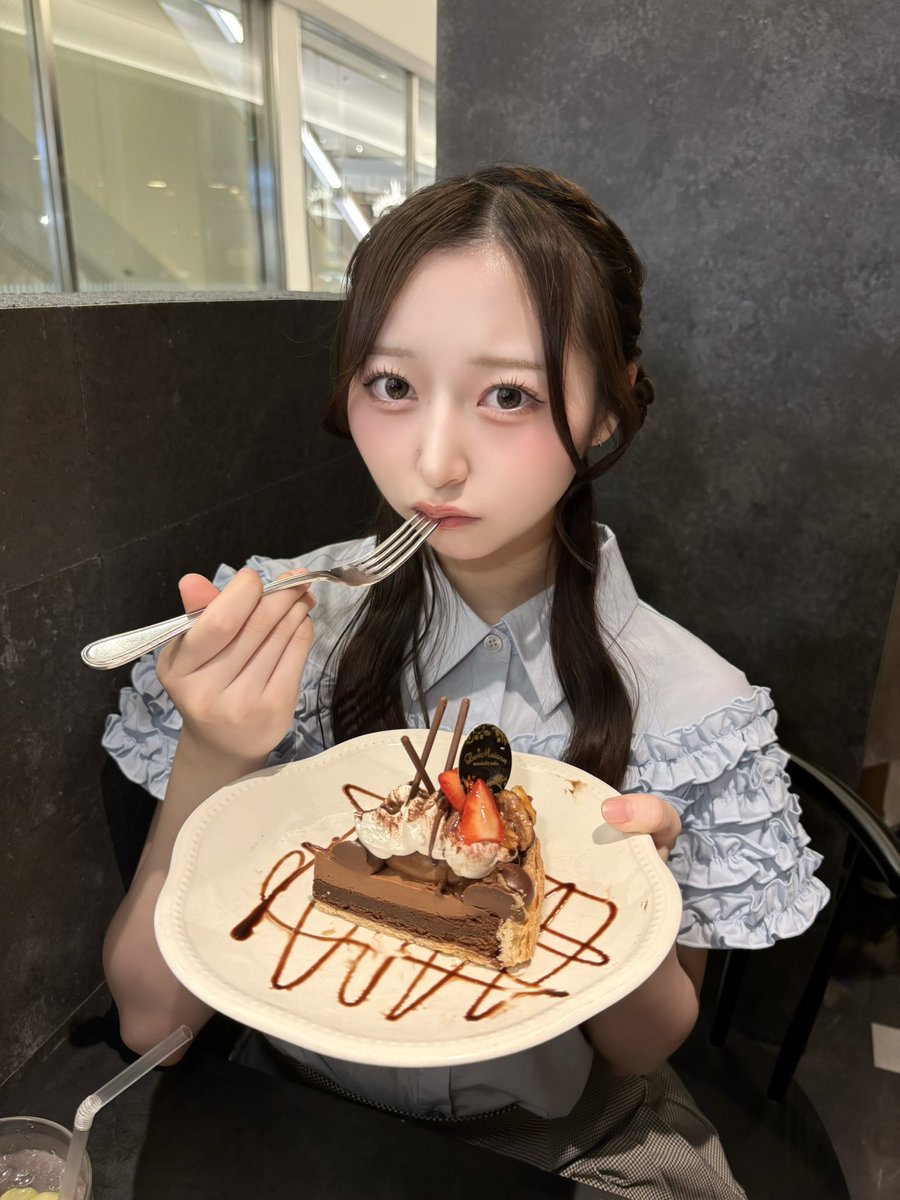 Aivery_soyoka's tweet photo. 2人だけの甘い時間🍰🍴💞໒꒱ https://t.co/Fh3yXdLfMB