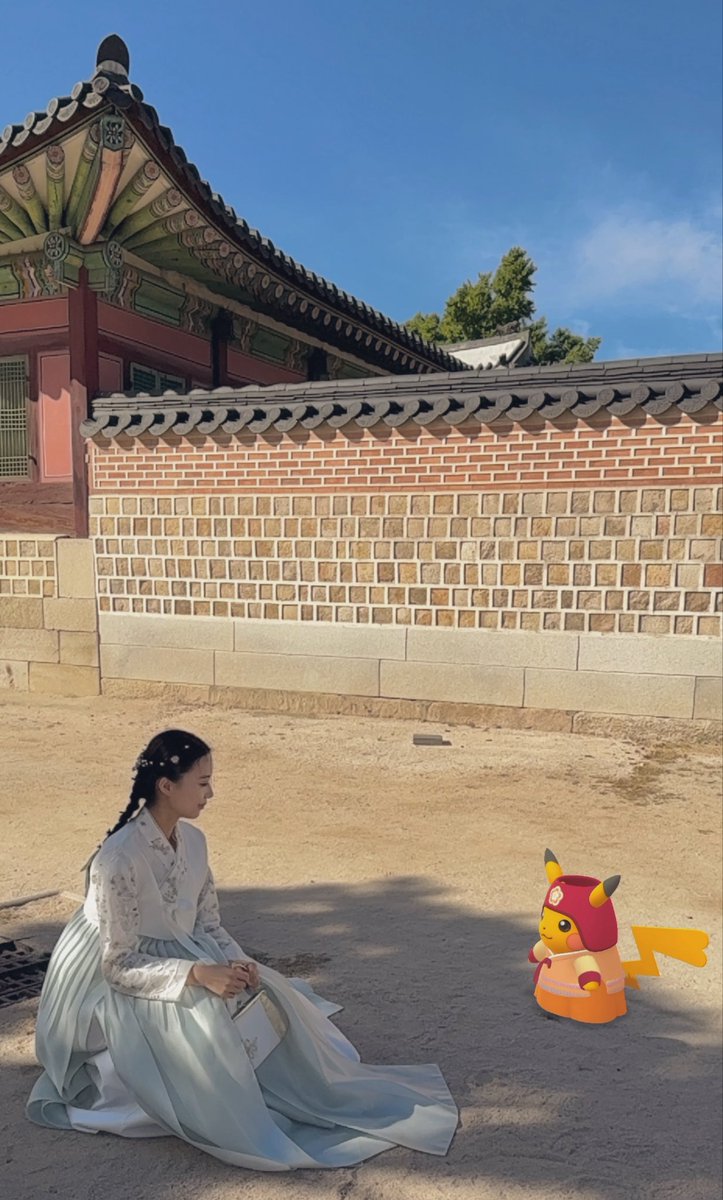 hamningg's tweet photo. 오늘 한복츄랑 사진 찍었더니 이로치의 행운이✨
#찾았다_피카츄 @pokemongoappko https://t.co/5v4BCEjZmb
