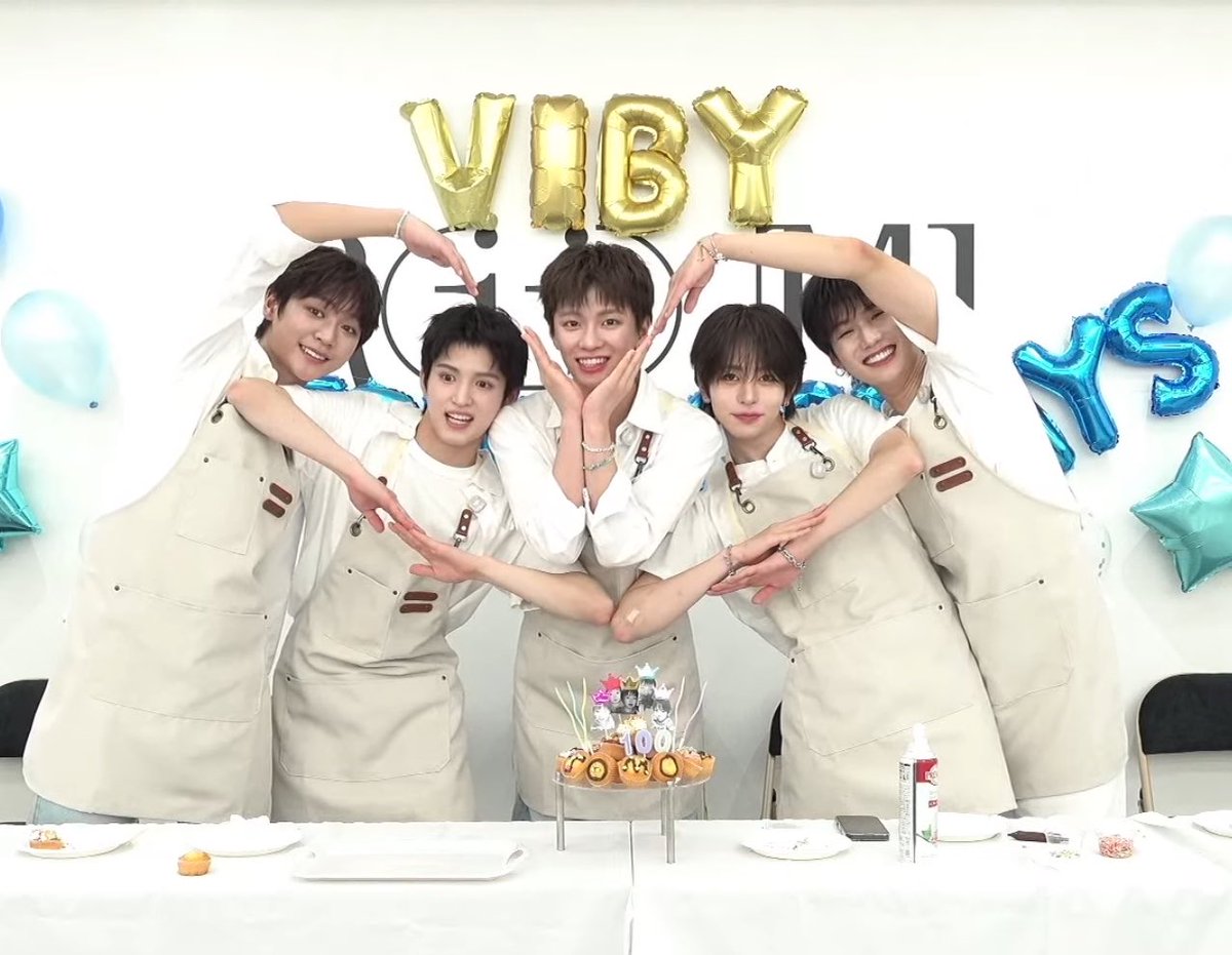 _ryohachan22's tweet photo. 𝐕𝐈𝐁𝐘 𝐃𝐄𝐁𝐔𝐓 𝟏𝟎𝟎𝐃𝐀𝐘𝐒( UT ̫ T)ﾉ💮💕

100DAYS おめでとう🥳🎀

 #VIBY  #VIBYデビューおめでとう  #TOMO  #VIBYDEBUT100DAYS https://t.co/xNv0jcve4N