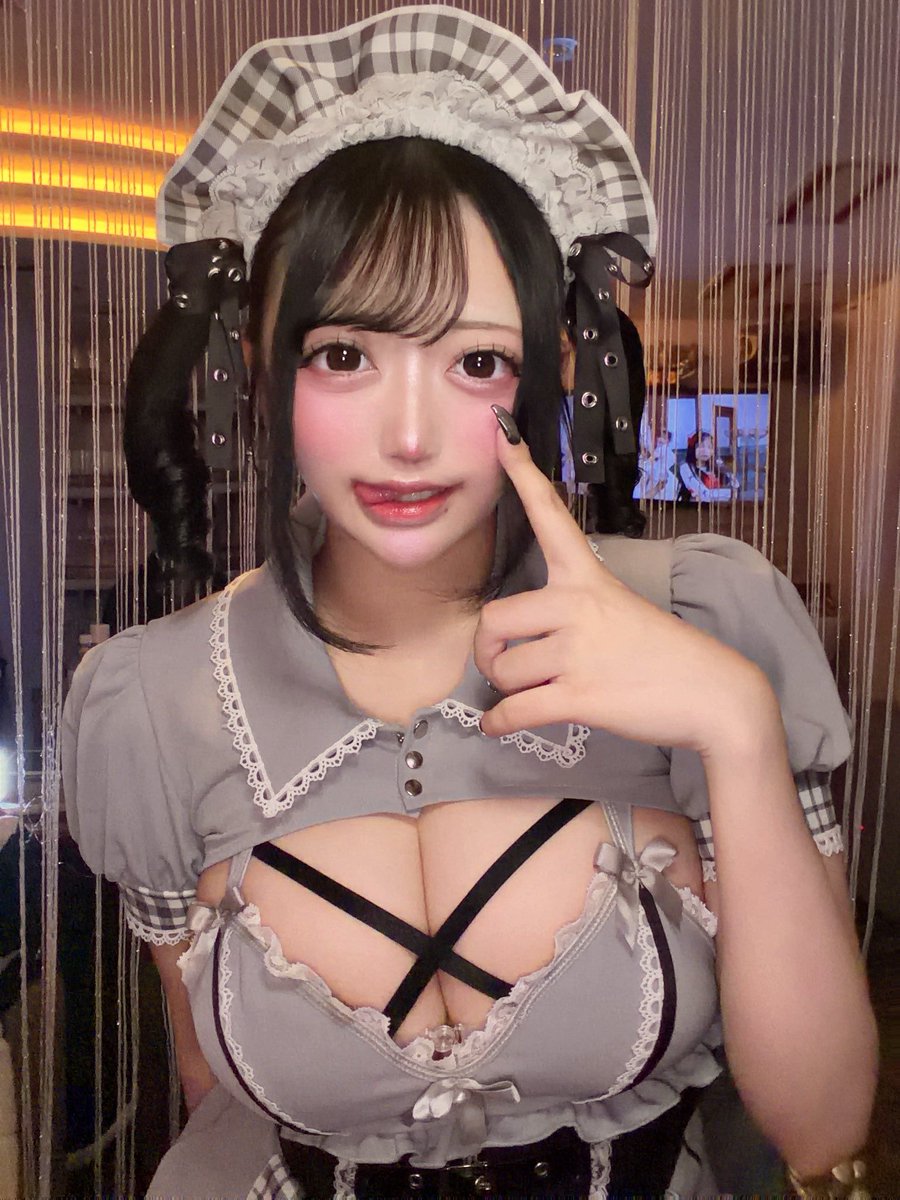nyagorora's tweet photo. 80点越えた画像です💕💕
絶対貼るなよ💕💕💢💢 https://t.co/xy5pV4kxwg