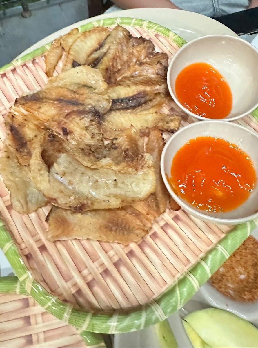 le123123bank's tweet photo. Mồi đây rồi có bác nào góp bia không nào ! https://t.co/1Q784GSwYT