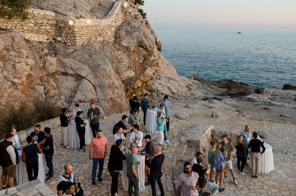 MicroConf's tweet photo. We're going back to Dubrovnik 🇭🇷

MicroConf Europe 2027 is Oct 3-5 at the Dubrovnik Hotel Palace, right on the Adriatic. It's our favorite place to hold this event, and this will be our fourth time there.

Early-bird tickets are open now: 
https://t.co/168hRbUGlQ https://t.co/y3sedY4acD