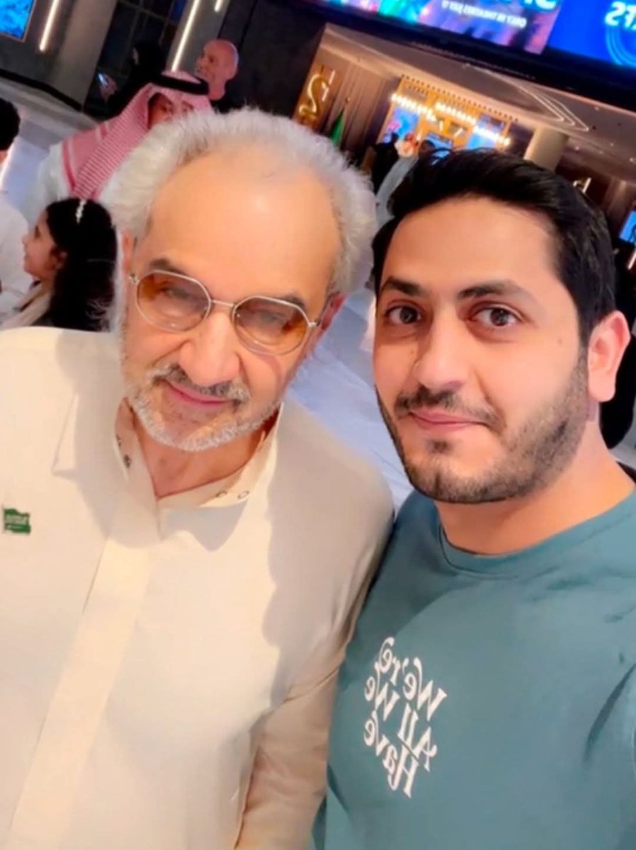 ReembintAlgmo6's tweet photo. لو جتك 1،000،000 مليون ﷼ سعودي  اليوم
هل يمكن للمبلغ .. أن يحل كل مشاكلك💵 

◯ نعم

◯ لا https://t.co/WpmFkYxGKm