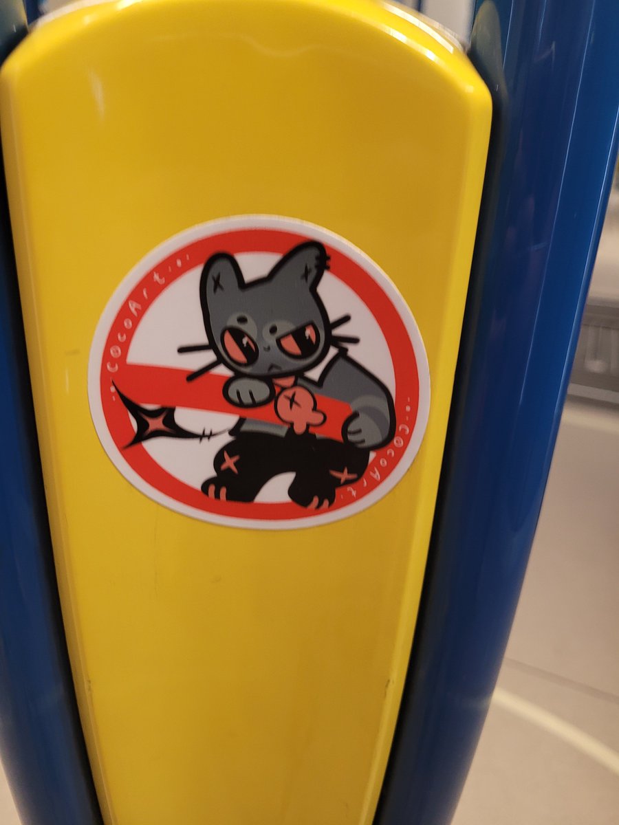 IKissSnakefred's tweet photo. WHO DREW THIS REVEAL YOURSELF, based off the sticker name idk which one is correct, who drew this i wanna know please #cocoart #cOcoArt #artist #COcoArt https://t.co/i5ZoOYMa7h
