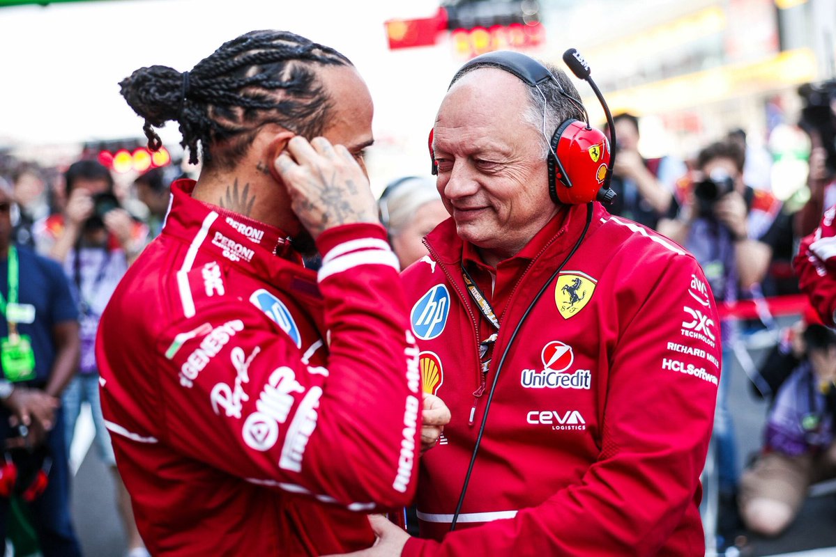 44inside_'s tweet photo. Lewis was asked about what Ferrari statement mean to Fred

"You'd have to ask him [Fred] what [Ferrari statement] does for him I don't know how much it changes it. There often seems to be a lot of focus on 1 individual in 1 role...they've switched out lots of different people in Fred's role but Fred is a fantastic leader"

#BahrainGP #F1 #LewisHamilton
