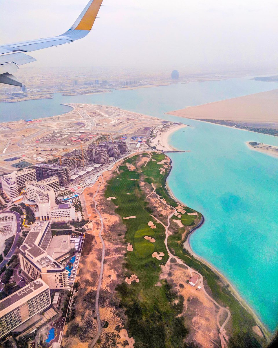 TongtaBuakaeo's tweet photo. From the days I used to fly ✈️
#uae🇦🇪 #abudhabi #flight #airealphotography #throwbackthursday #picoftheweek #momentsofmine #momentslikethese #goodvibesonly✨ #planetearth #wanderlust #instagood #instatravel #arabiangulf #islandlife #islandview https://t.co/uoYKENXAmf