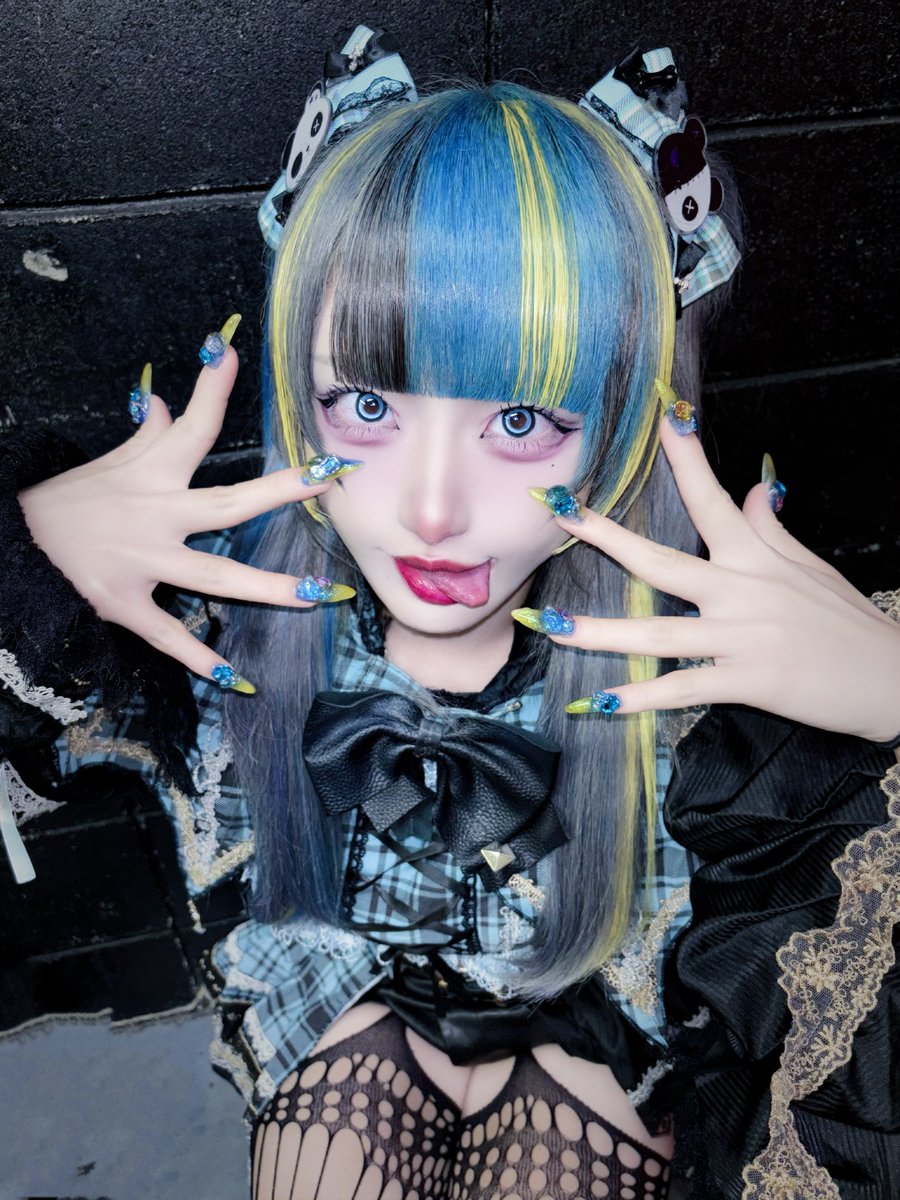 diavel_seren's tweet photo. 🩵🩶⚡️ https://t.co/4pOfX9gn0z