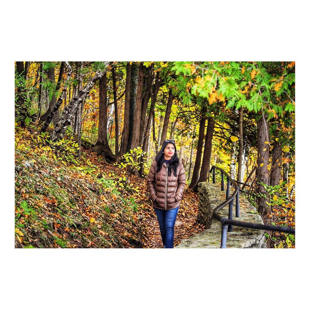 leelyh09's tweet photo. L! fe starts all over again when it gets crisp in the fall 🍂........... #fallcolors #autumn #favoriteseason #travelgirl #travelpic #travelphotography #instafall #october #explore#foliage #autumn #falltrees #fallcolors #ig_color #naturephotography https://t.co/2EnOEPGBZb
