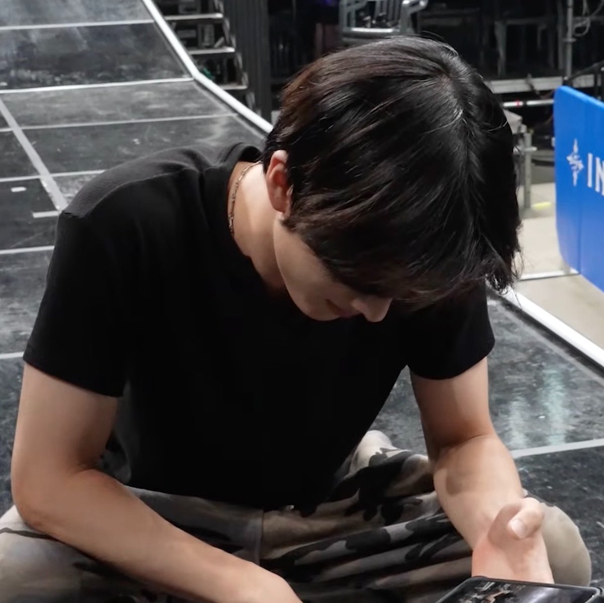 calabasaxx's tweet photo. อยู่ไม่ไหวๆๆๆ น้องจีซองหร่อมาก😣🖤 https://t.co/ZmzfCVGEsb
