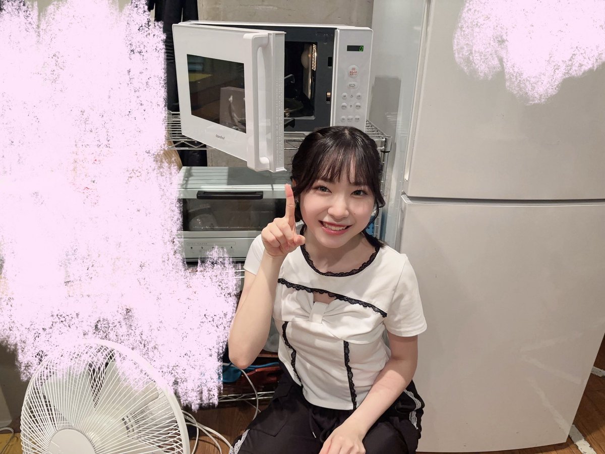 ayami_namba48's tweet photo. 青春！ #恋のDestination公演 
ありがとうございました~꒰ 🩵 ₊˚

よしみんラスト恋D公演T꒳T
一緒に公演でれて嬉しかったよ~

そしてよしみんがメンバー&amp;劇場に
🆕電子レンジをプレゼントしてくれました~😻😻😻

あやねありがとう。🫶🏻 https://t.co/mzzyjHHbjT