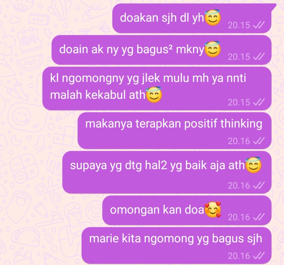 Luckytataa's tweet photo. gue dh mls anjr dbilangny th yg jlek2 mulu atuh ya kata gue mh, ngomong tu yg baik kek. jgn d biasain mikir negatif tlonk yh, ini sy msh pake emot biar ga keliatan kesel 😇😇 tpi kesel🥰 soalny dri dlu dia kebiasaan gini mls bet ak https://t.co/bK0zv2B2Oj