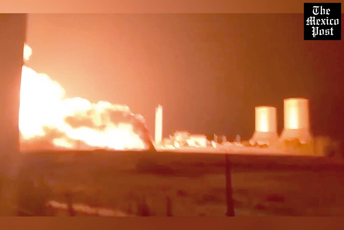 MexicoPost's tweet photo. #Explosión paraliza tres #CentralesEléctricas en #Siria
Un #incendio en un #gasoducto cerca de #Damasco interrumpió el #suministro de #combustible y podría aumentar #temporalmente los #CortesDeLuz.
https://t.co/18Rin92YzO https://t.co/yWiGxdHSJW