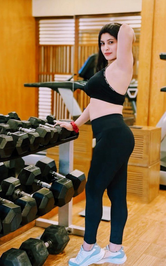 shushma89's tweet photo. Gym time https://t.co/sZtuQXRvzb