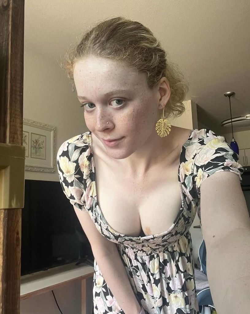 TransJessica69's tweet photo. Would u bend over and take a thick girlcock deep in your ass?🏳️‍⚧️    

◯ Yes, pound me  

◯ No

◯ Depends how rough she is https://t.co/xDoZEVzfgY