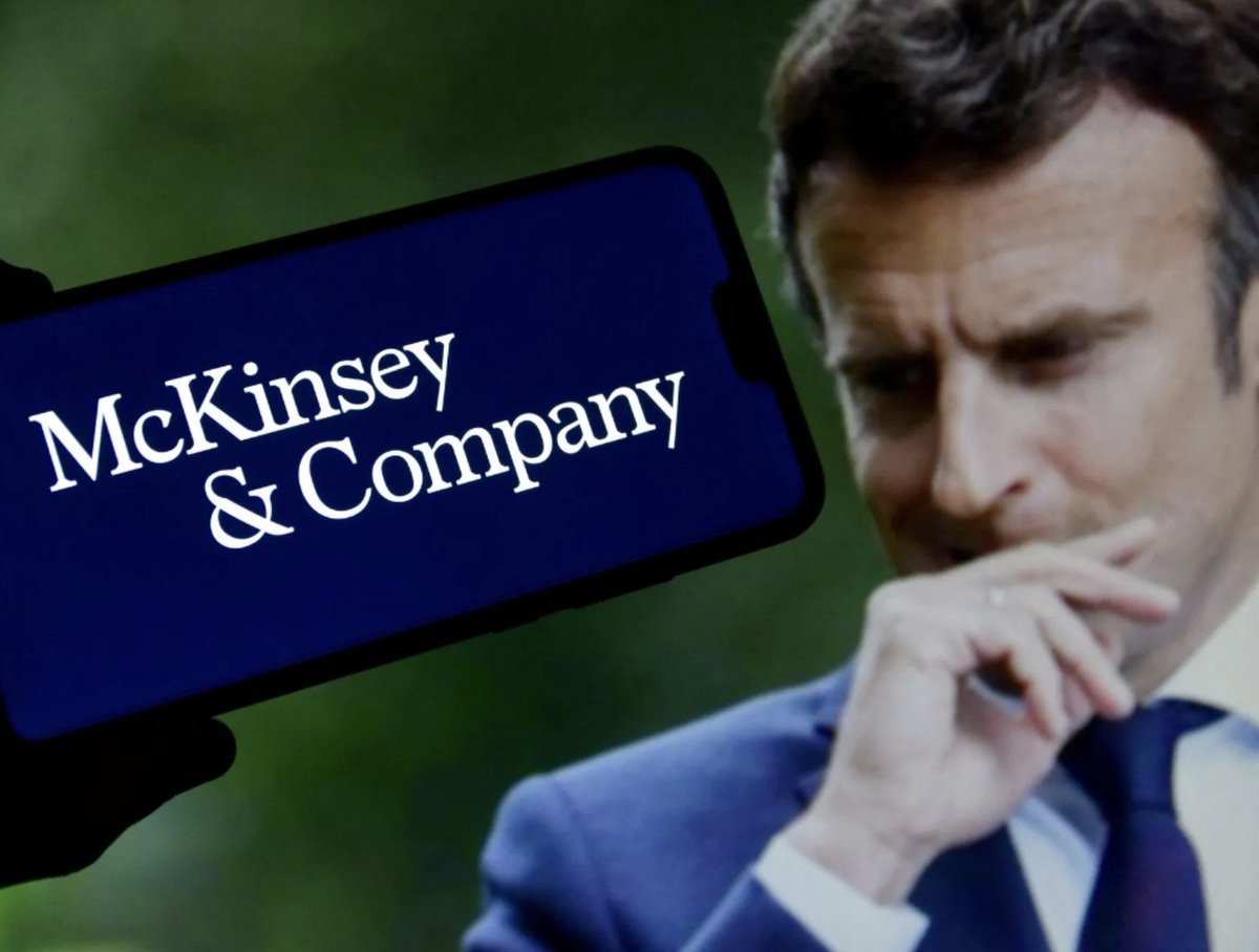 Escalet83's tweet photo. J'attends qu'#EmmanuelMacron CLARIFIE ses relations plus que douteuses avec #McKinsey, #AlexisKohker, #Benalla...
On peut y ajouter #RichardFerrand et tant d'autres qu'il s'empresse de nommer aux postes clés pour garder la main sur le pouvoir. #Corruption https://t.co/5xj5hAAqEt