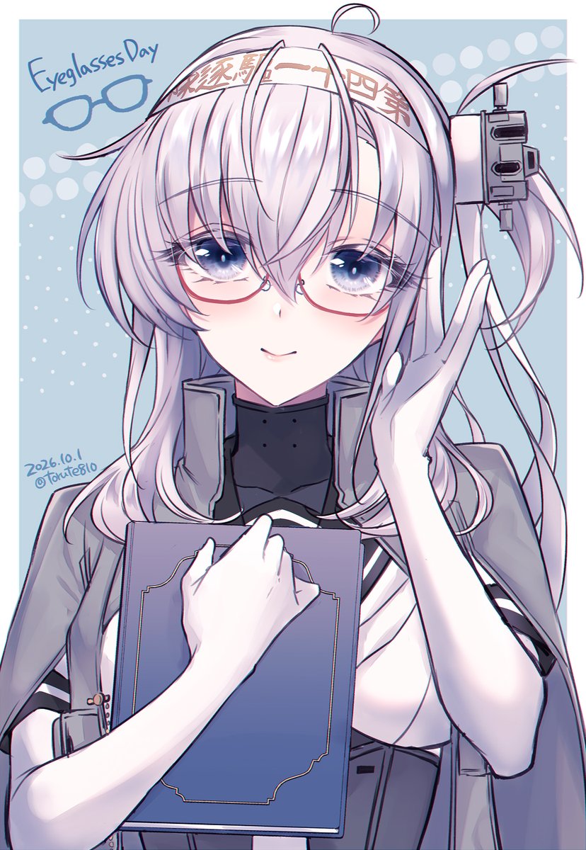 torute810's tweet photo. メガネの日ということで眼鏡艦娘さんからお借りした涼月
眼鏡装備の涼月はいつもより更に知的美人で可愛いと思います…👓🤍
#艦これ版深夜の真剣お絵描き60分一本勝負
#艦これ版真剣お絵描き60分一本勝負_20261001 https://t.co/x9AtJqW3T9