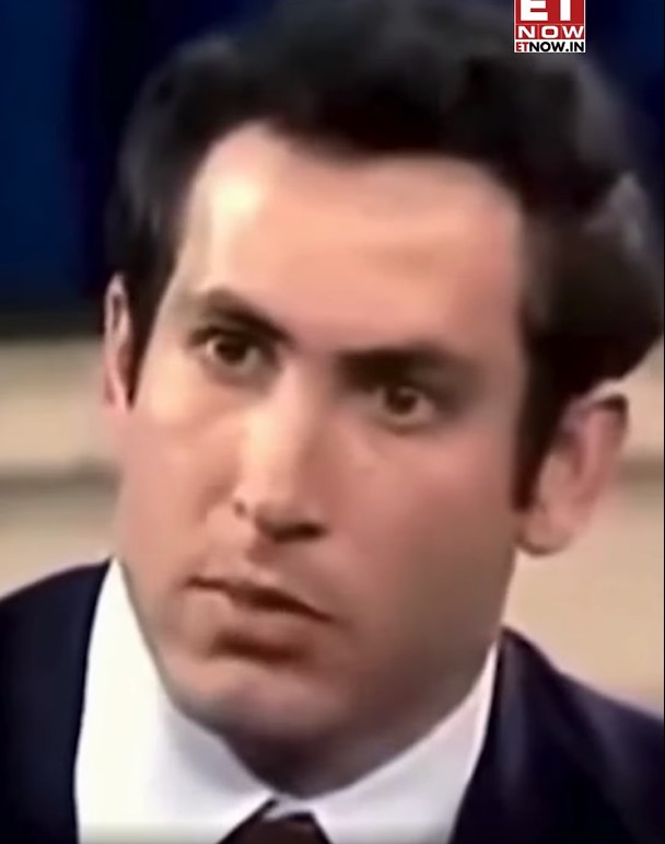 JoeyFaust13's tweet photo. is it me
or does Lucas Gage look 
like a young Netanyahu? https://t.co/IqnTDNdxwT